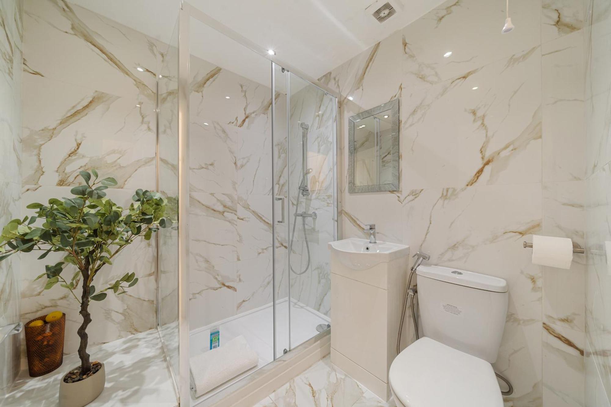 Spacious 3-Bedroom Residence In Exclusive Mayfair 7Gc 런던 외부 사진