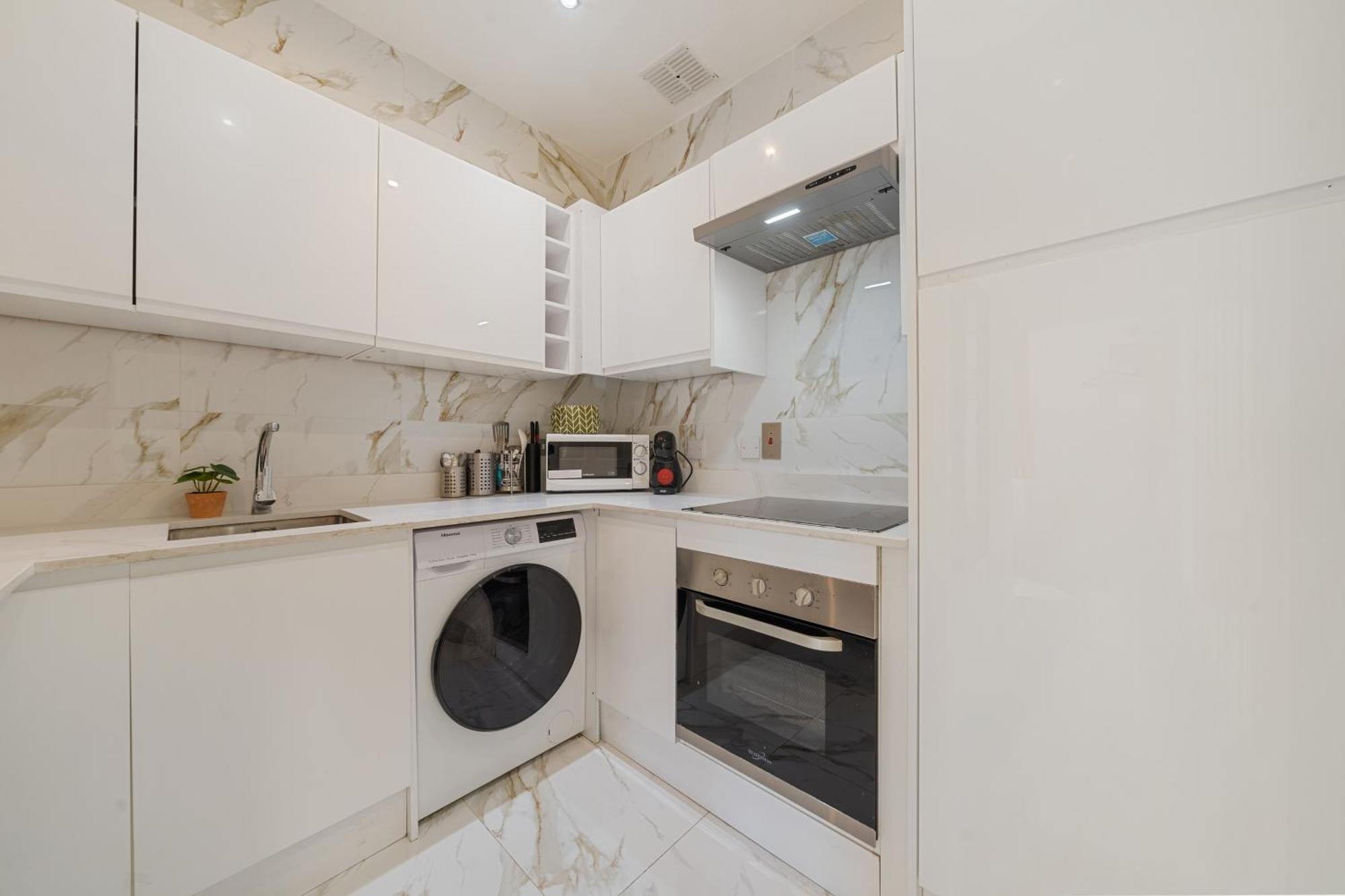 Spacious 3-Bedroom Residence In Exclusive Mayfair 7Gc 런던 외부 사진