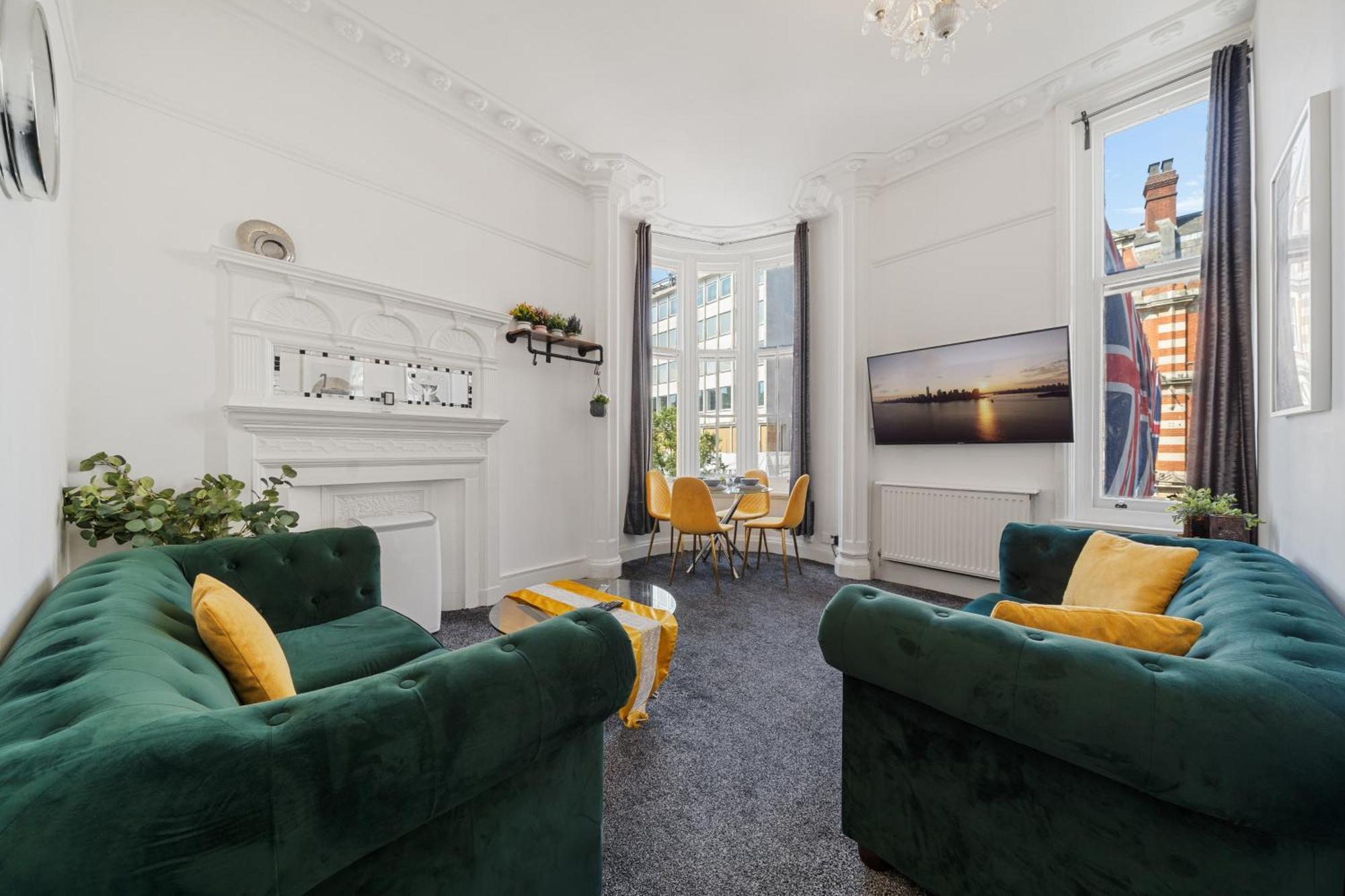 Spacious 3-Bedroom Residence In Exclusive Mayfair 7Gc 런던 외부 사진